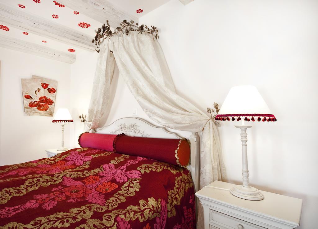 Bed and Breakfast La Belle Saison Mollens  Pokoj fotografie